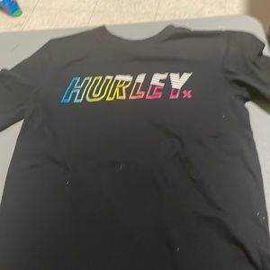 Hurley t-shirt